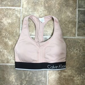 Sports bra